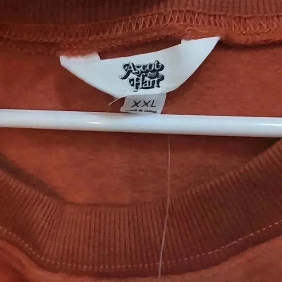 Ascot and Hart Fleece Women's Crewneck - Picture 4 of 8